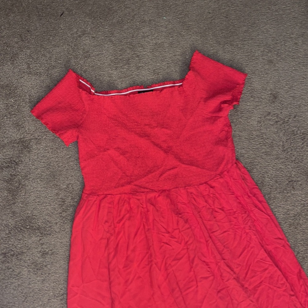 City Chic NWOT Red Maxi Off The Shoulder Summer Dress - Picture 8 of 12